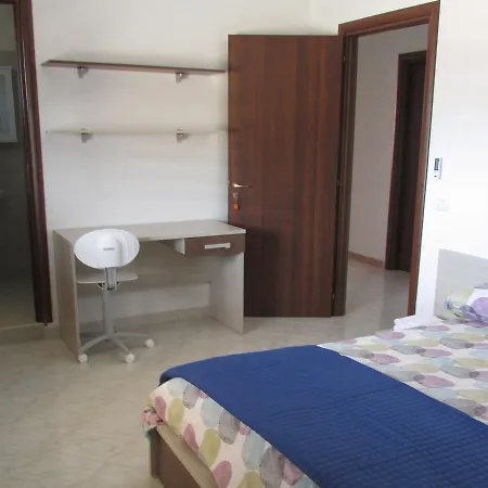 Bella Calabria Hostel *